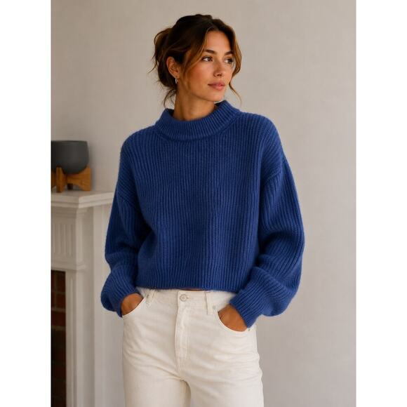 Forever 21 Sweaters - Forever 21 Women’s Blue Mock Neck Cropped Sweater Chunky Knit Pullover